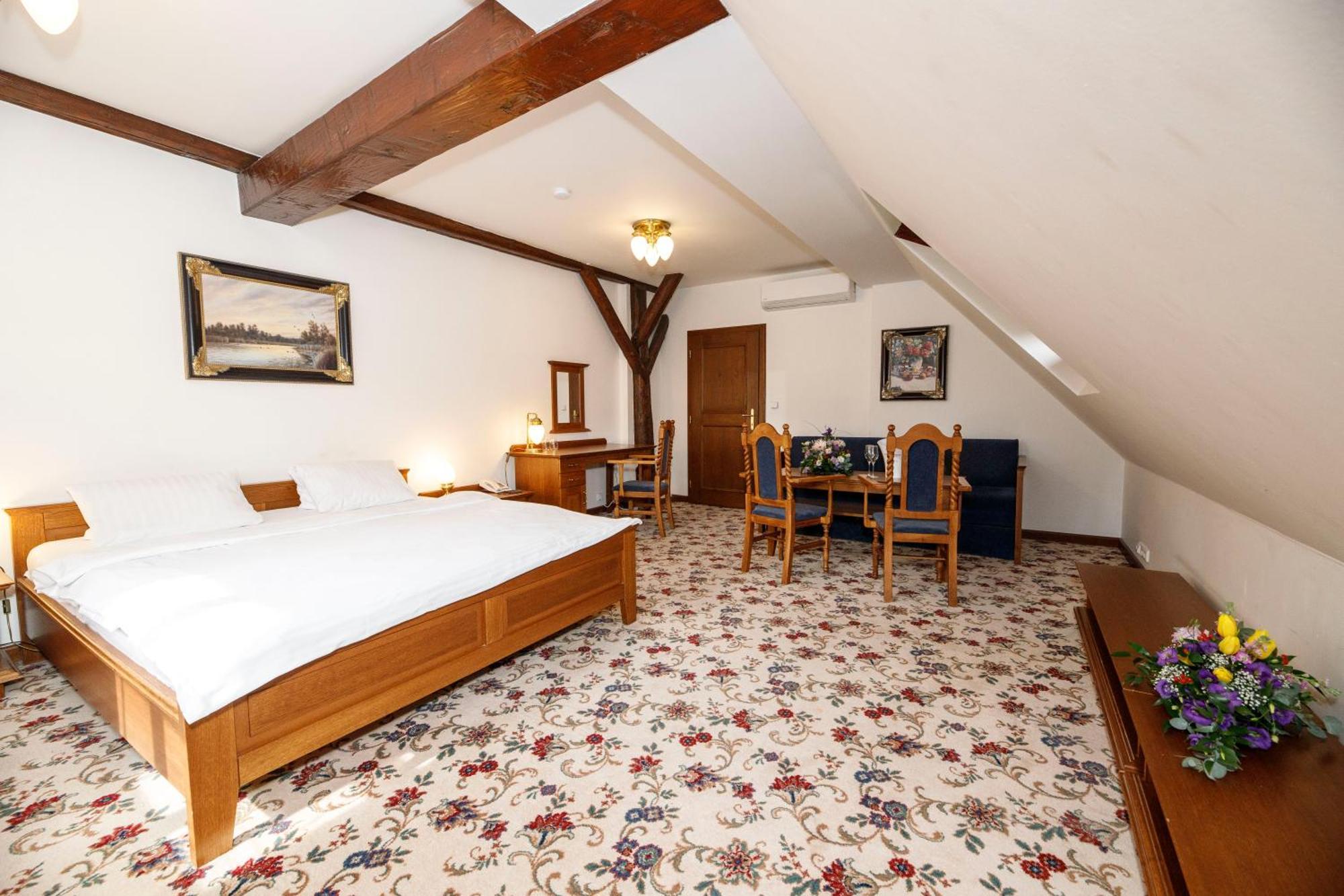 Hotel Rozmbersky Dvur