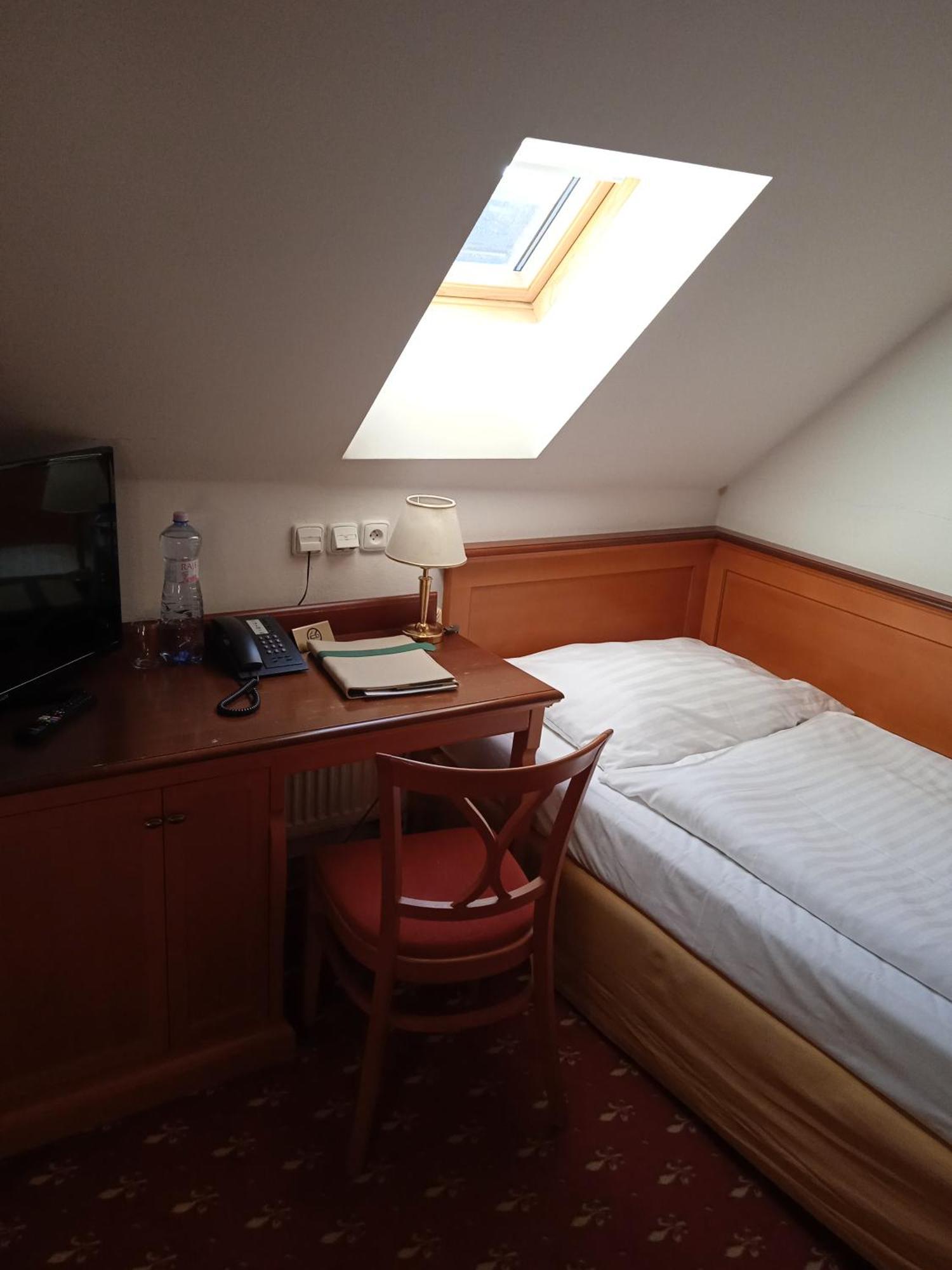 Rozmbersky Dvur 4* Cesky Krumlov