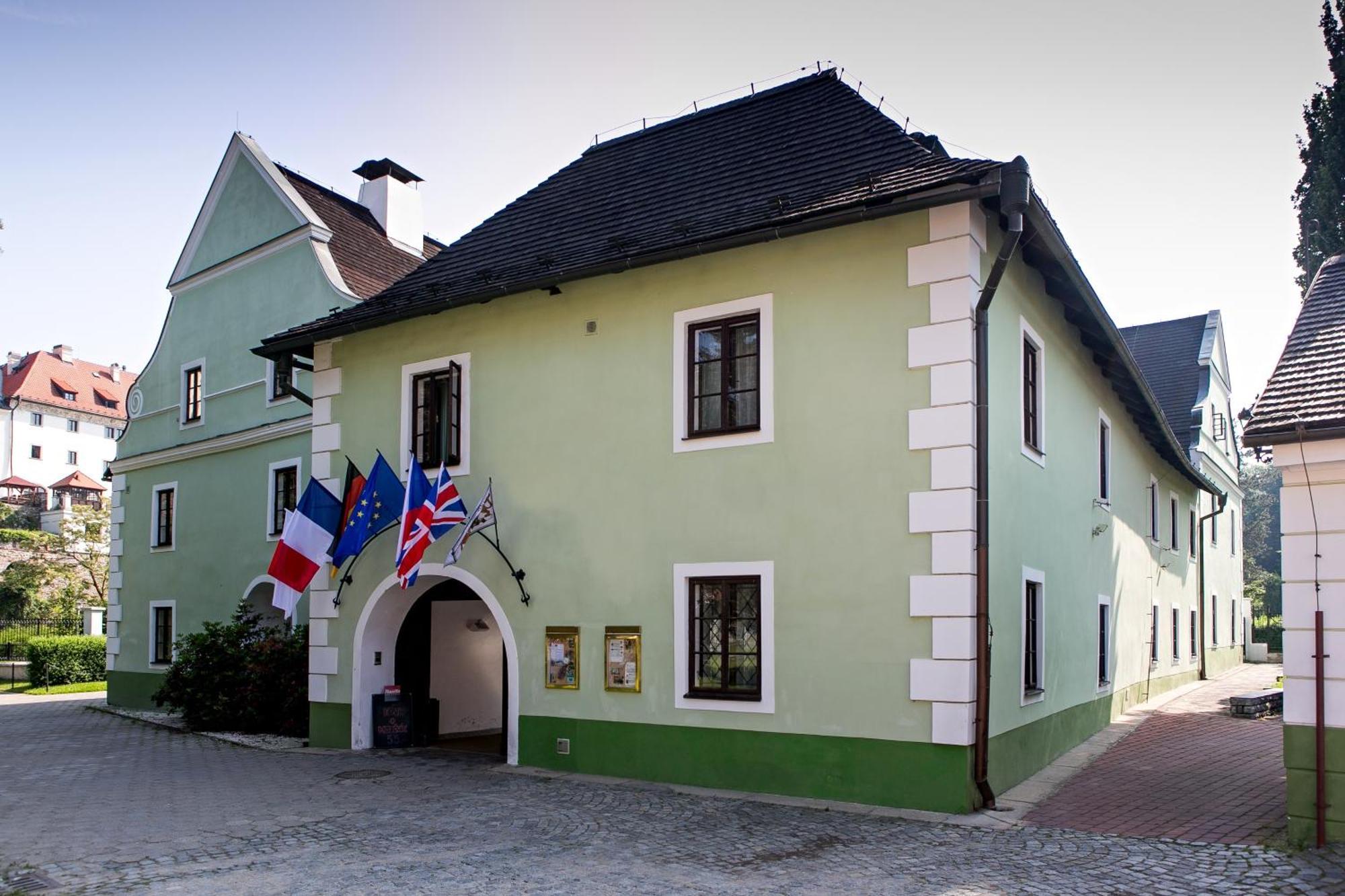 Rozmbersky Dvur Hotel Cesky Krumlov