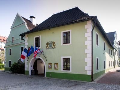 Rozmbersky Dvur 4* Чески-Крумлов
