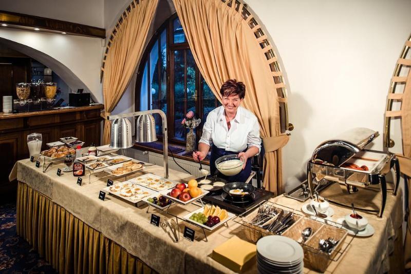Rozmbersky Dvur 4* Cesky Krumlov